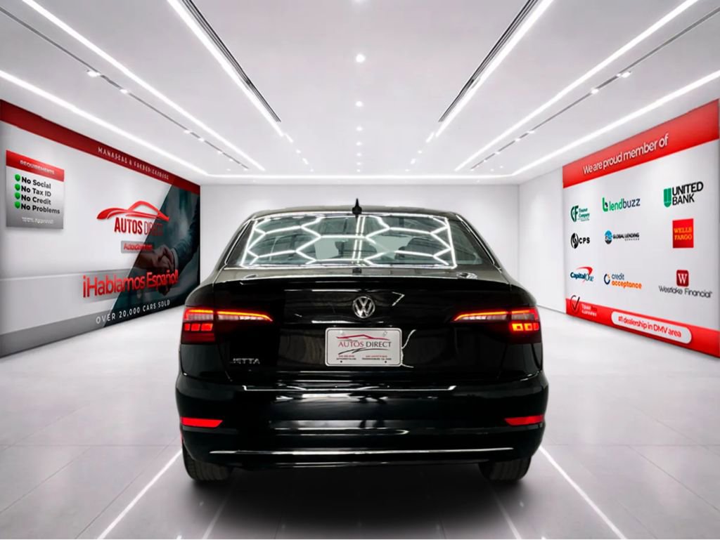 Used 2021 Volkswagen Jetta SE w/ SE Cold Weather Package image 7