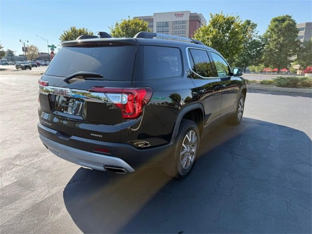 Used 2023 GMC Acadia SLE w/ Driver Convenience Package image 8