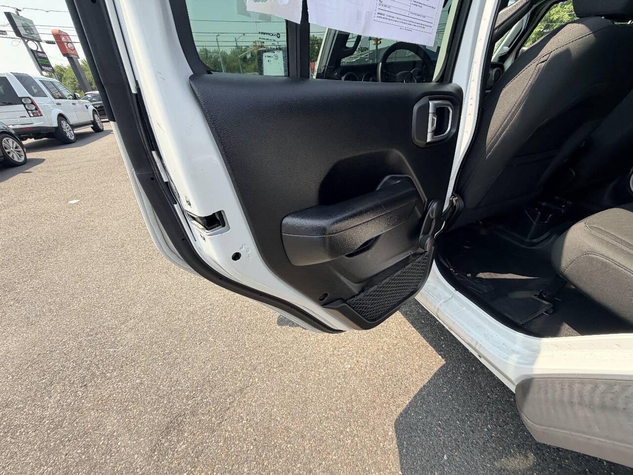 Used 2018 Jeep Wrangler Unlimited Sport AWD/4WD image 41