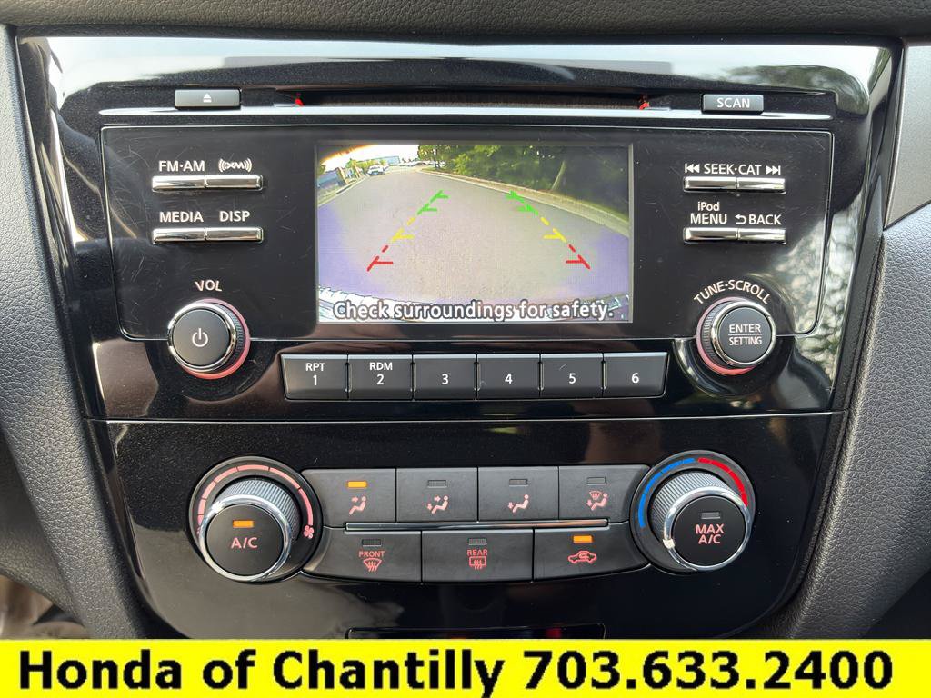 Used 2018 Nissan Rogue Sport S w/ S Appearance Package AWD/4WD image 16