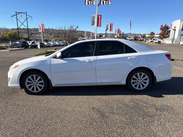 Used 2012 Toyota Camry XLE w/ Leather Pkg FWD image 6