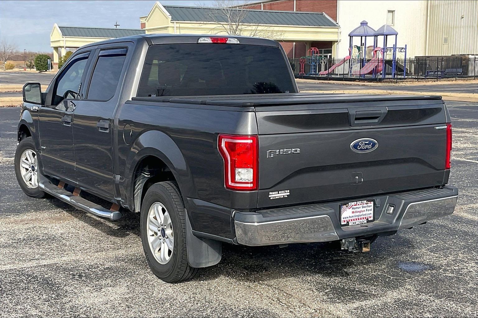 Used 2017 Ford F150 XLT image 3
