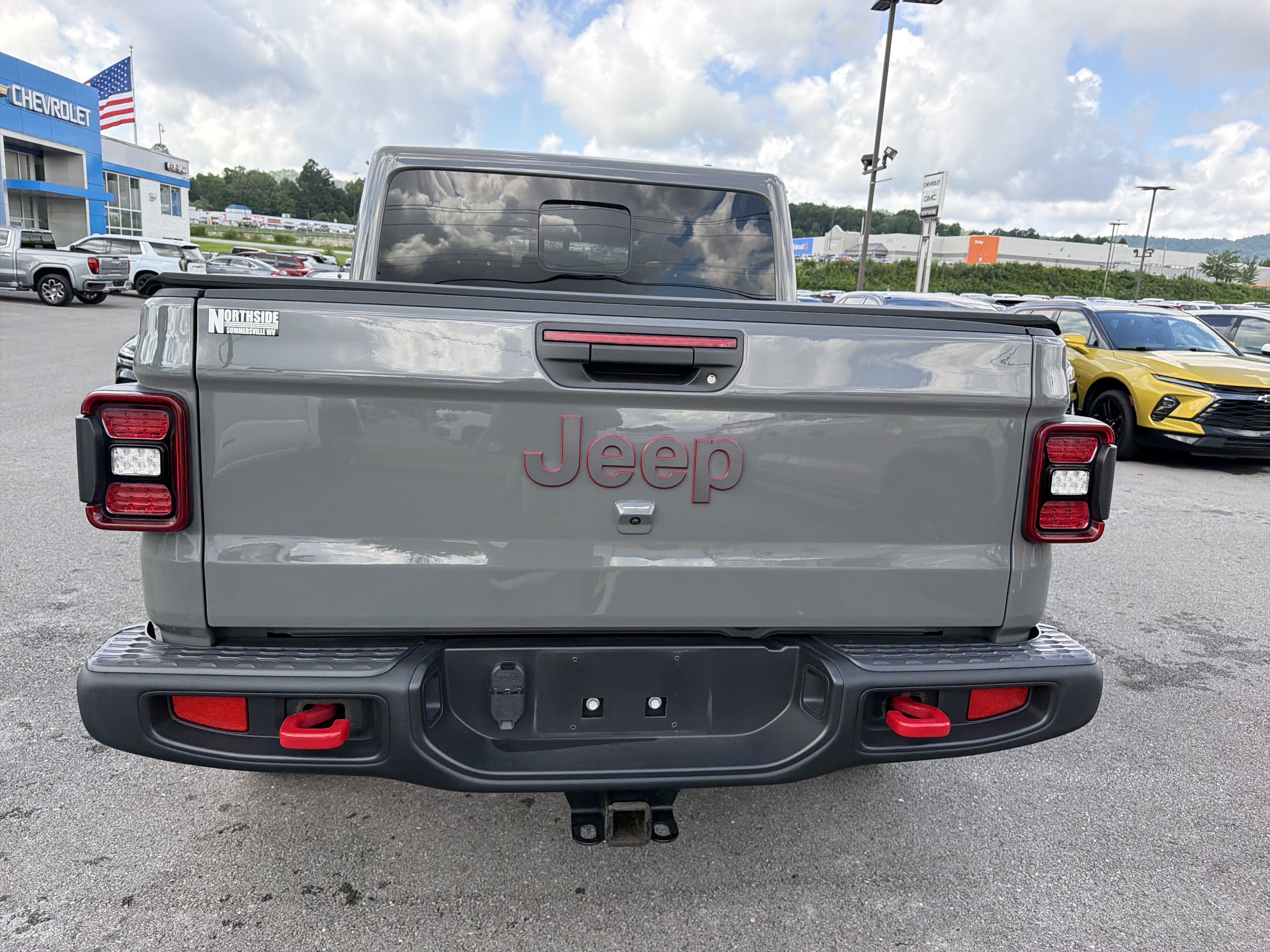 Used 2022 Jeep Gladiator Rubicon w/ LED Lighting Group AWD/4WD image 8