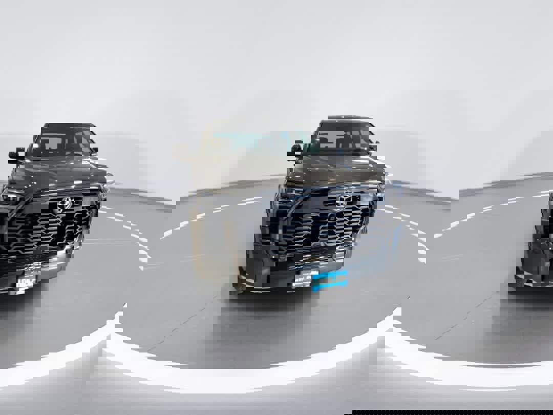 New 2026 Toyota Tundra Platinum image 3