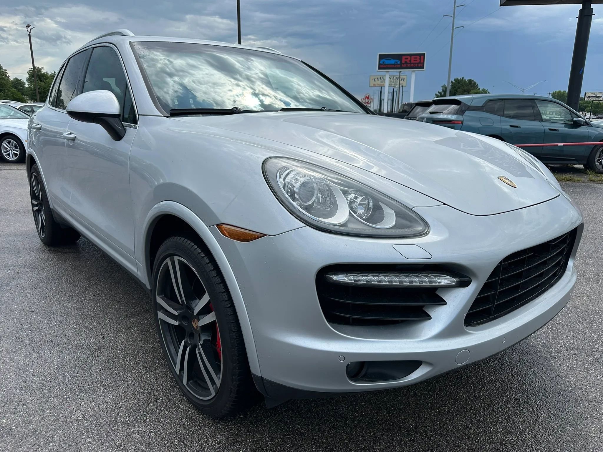 Used 2014 Porsche Cayenne Turbo S AWD/4WD image 33