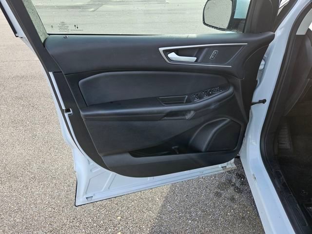 Used 2024 Ford Edge SEL image 10