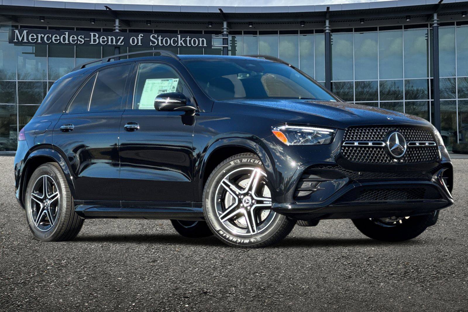 New 2026 Mercedes-Benz GLE 350 4MATIC image 1