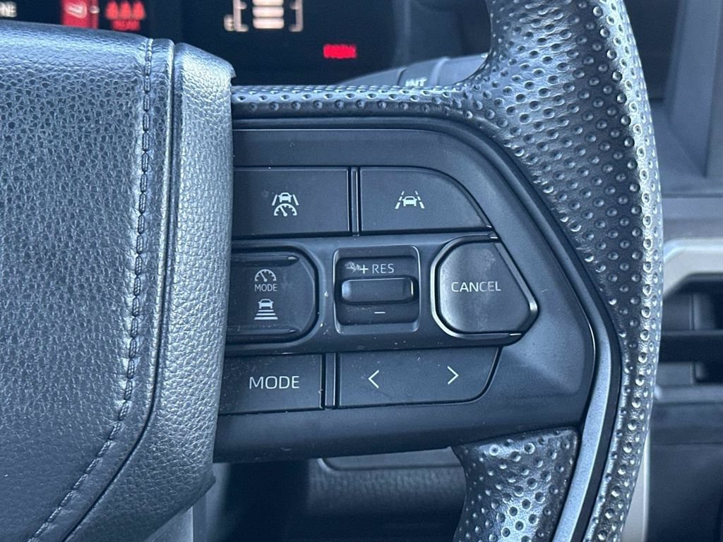 Used 2024 Toyota Tacoma SR5 AWD/4WD image 28