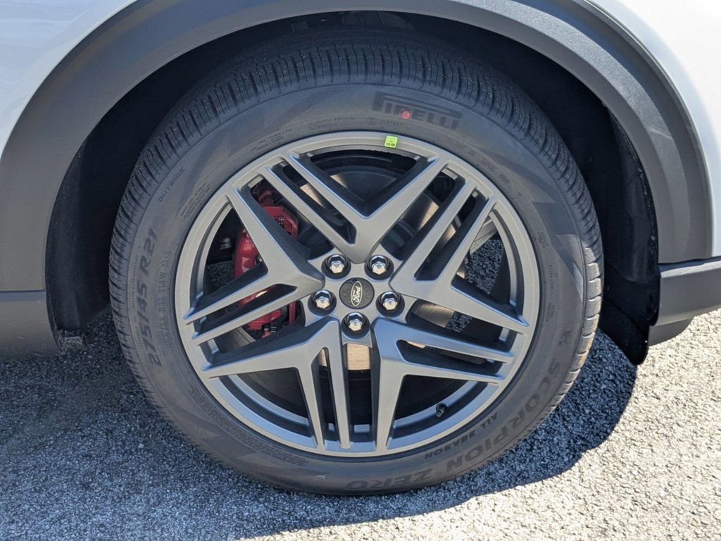 New 2026 Ford Explorer ST w/ Sun And Sound Package image 11