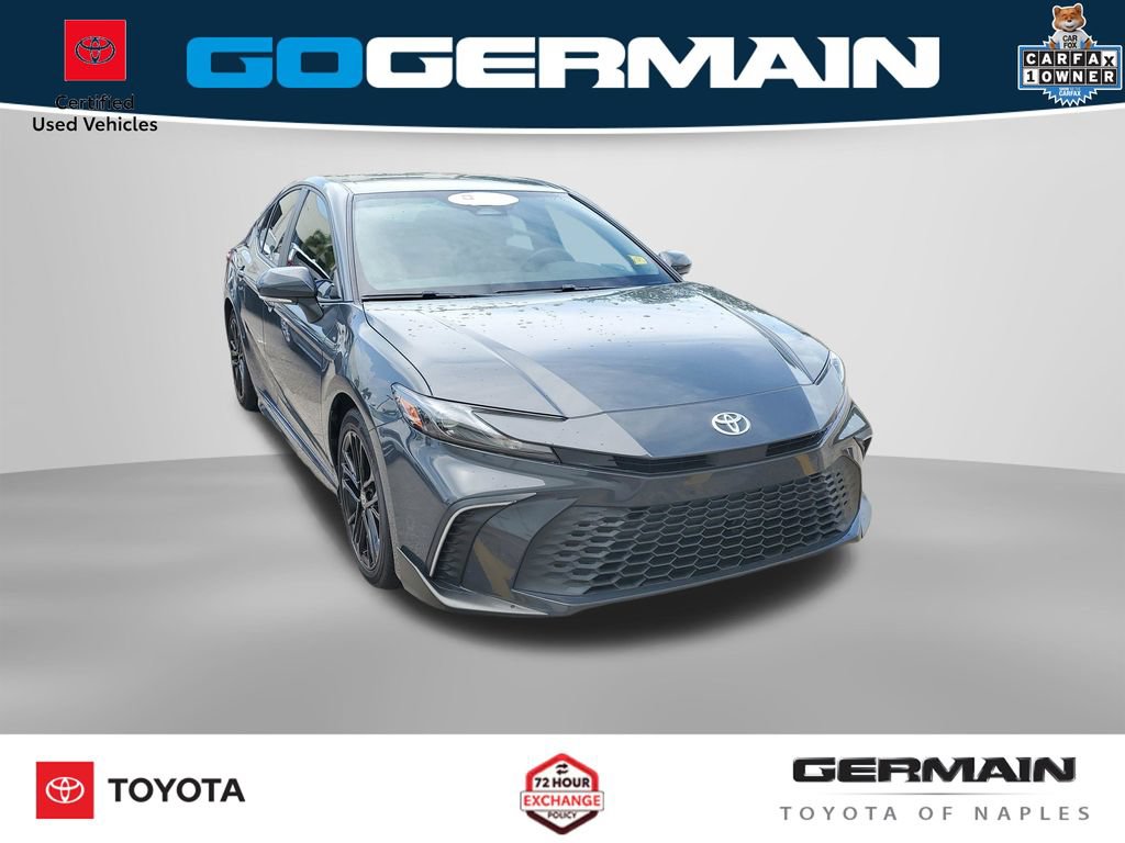 Used 2025 Toyota Camry SE w/ Convenience Package FWD image 5