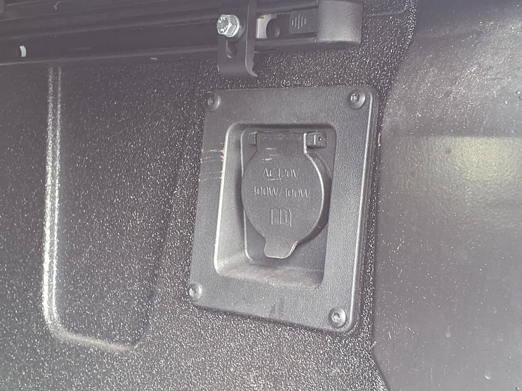 Used 2024 Toyota Tundra Platinum AWD/4WD image 19