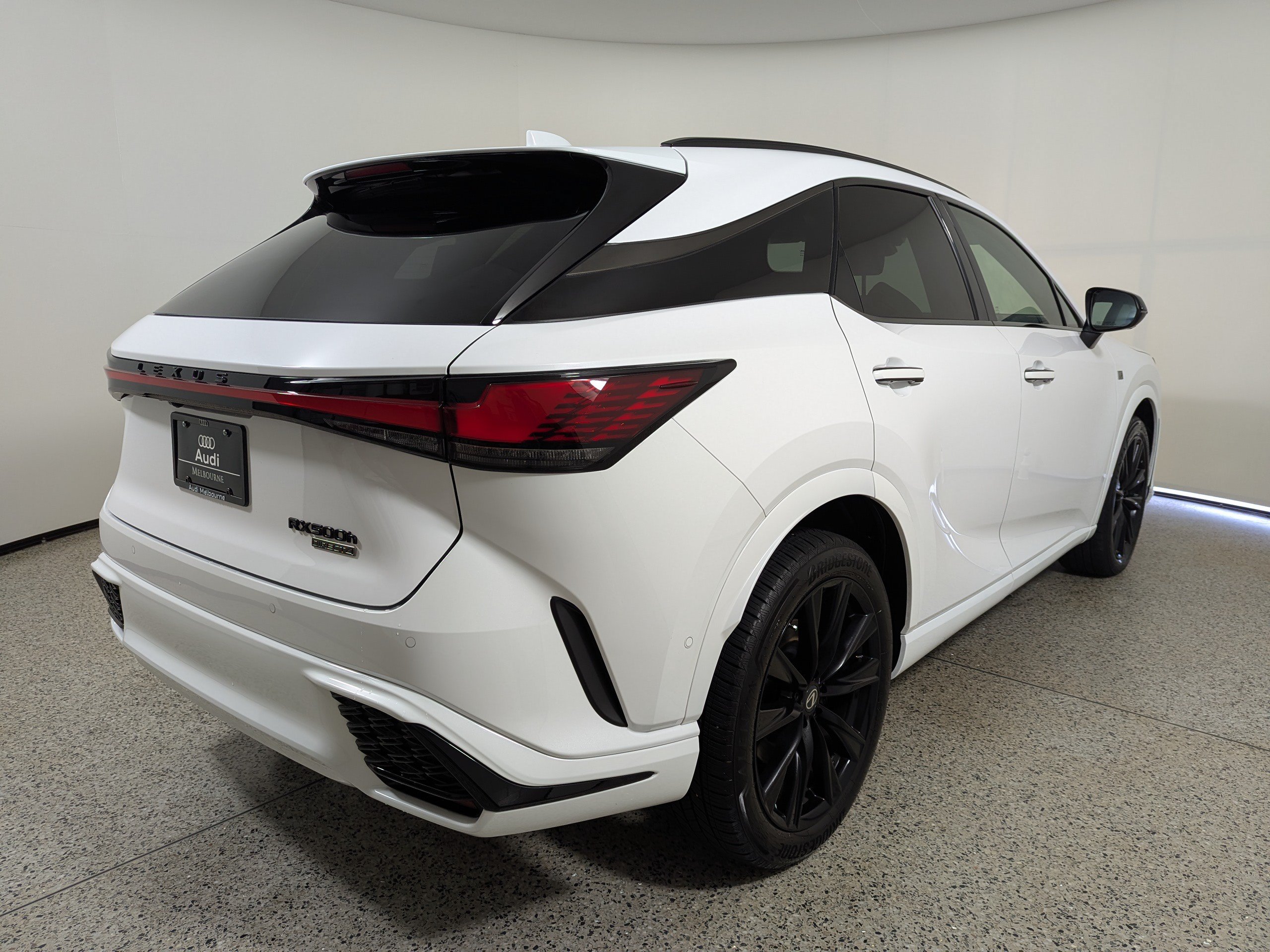 Used 2026 Lexus RX 500h F Sport w/ Convenience Package AWD/4WD image 7