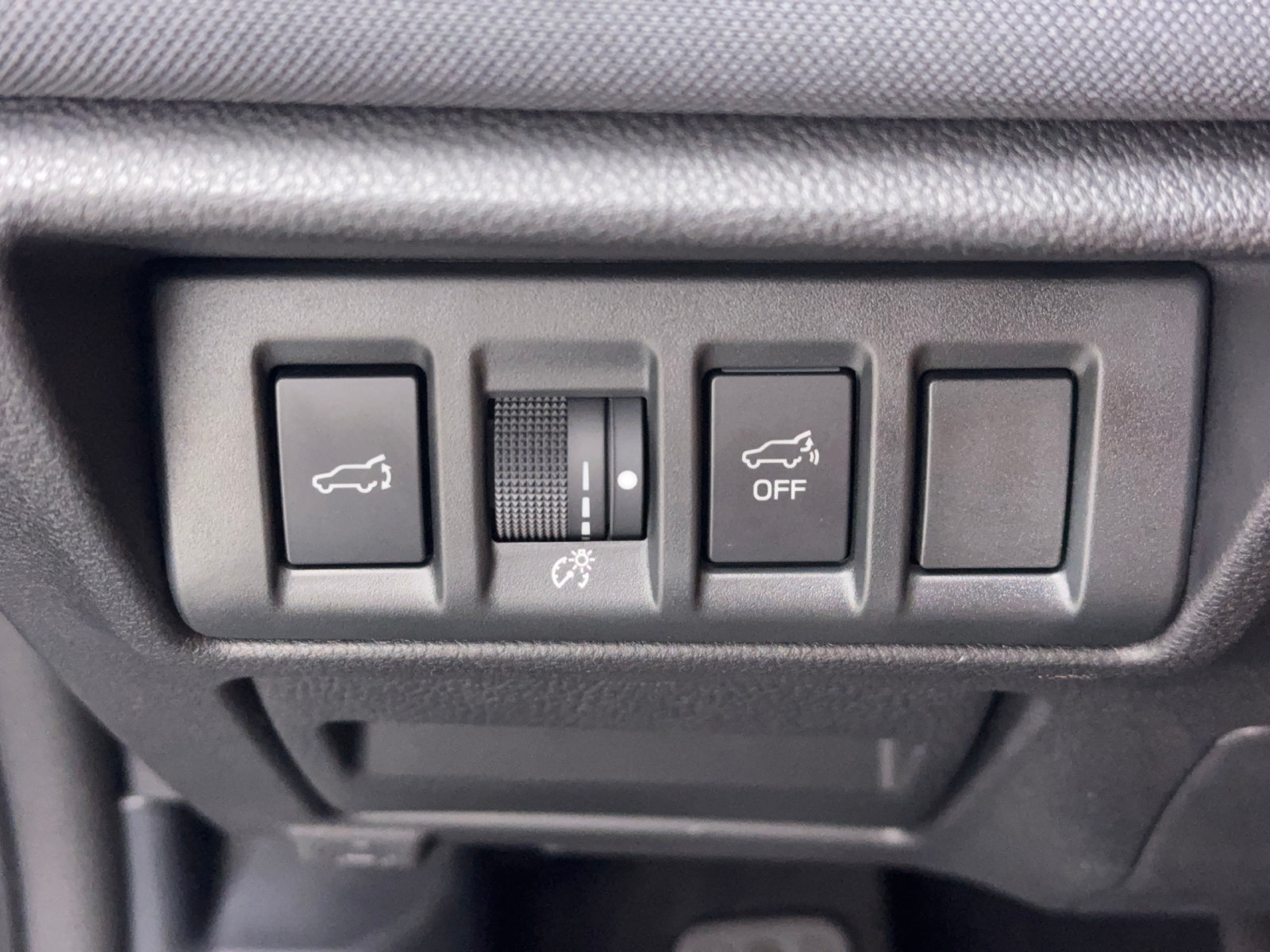 Used 2024 Subaru Outback Premium AWD/4WD image 34