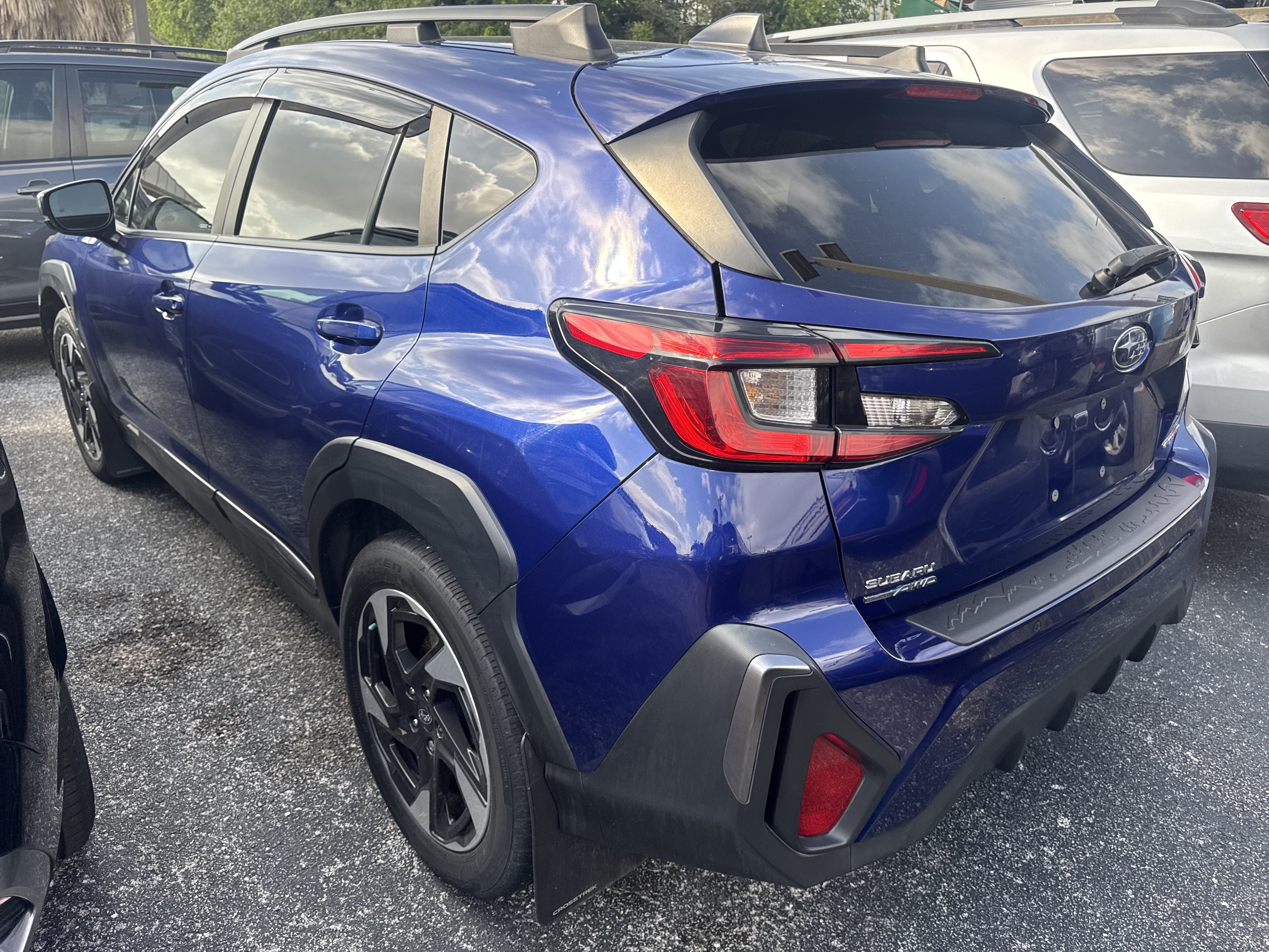Certified 2024 Subaru Crosstrek 2.5i Limited w/ Crosstrek Mirror Package AWD/4WD image 3
