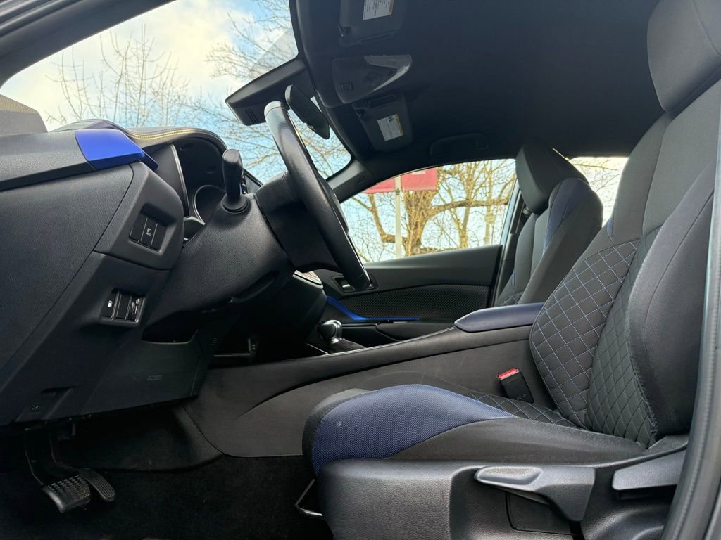 Certified 2022 Toyota C-HR XLE image 12