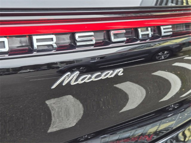 Used 2024 Porsche Macan image 13