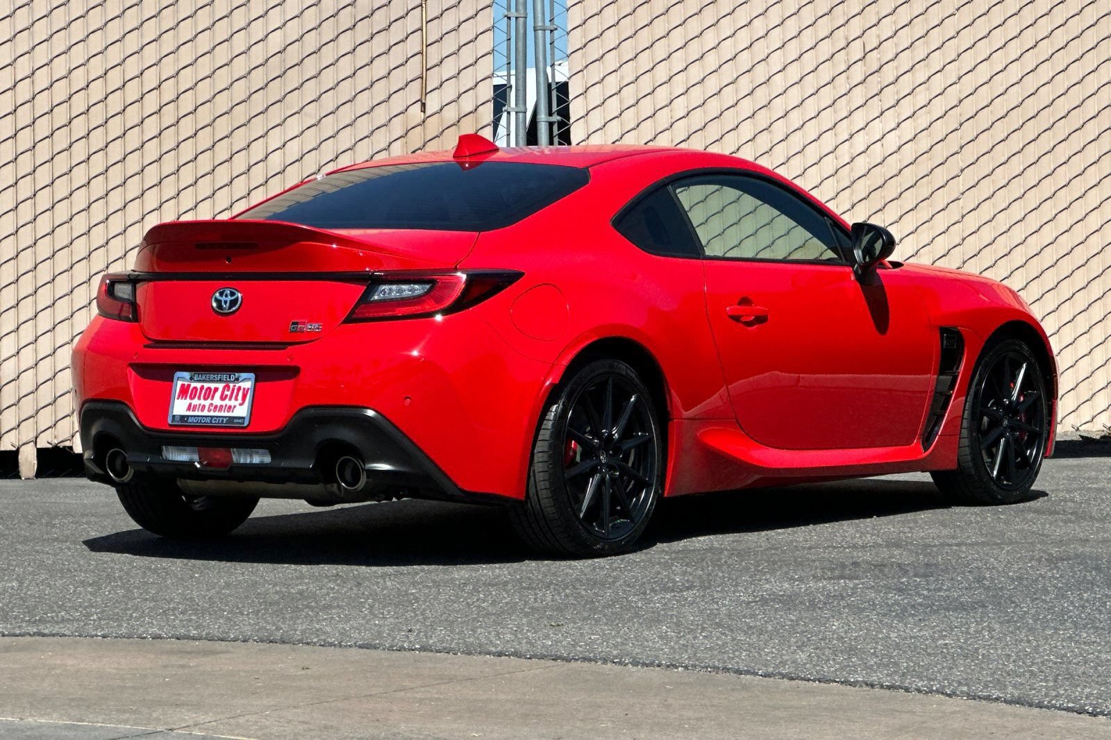Used 2024 Toyota GR86 Premium w/ Performance Package RWD image 4