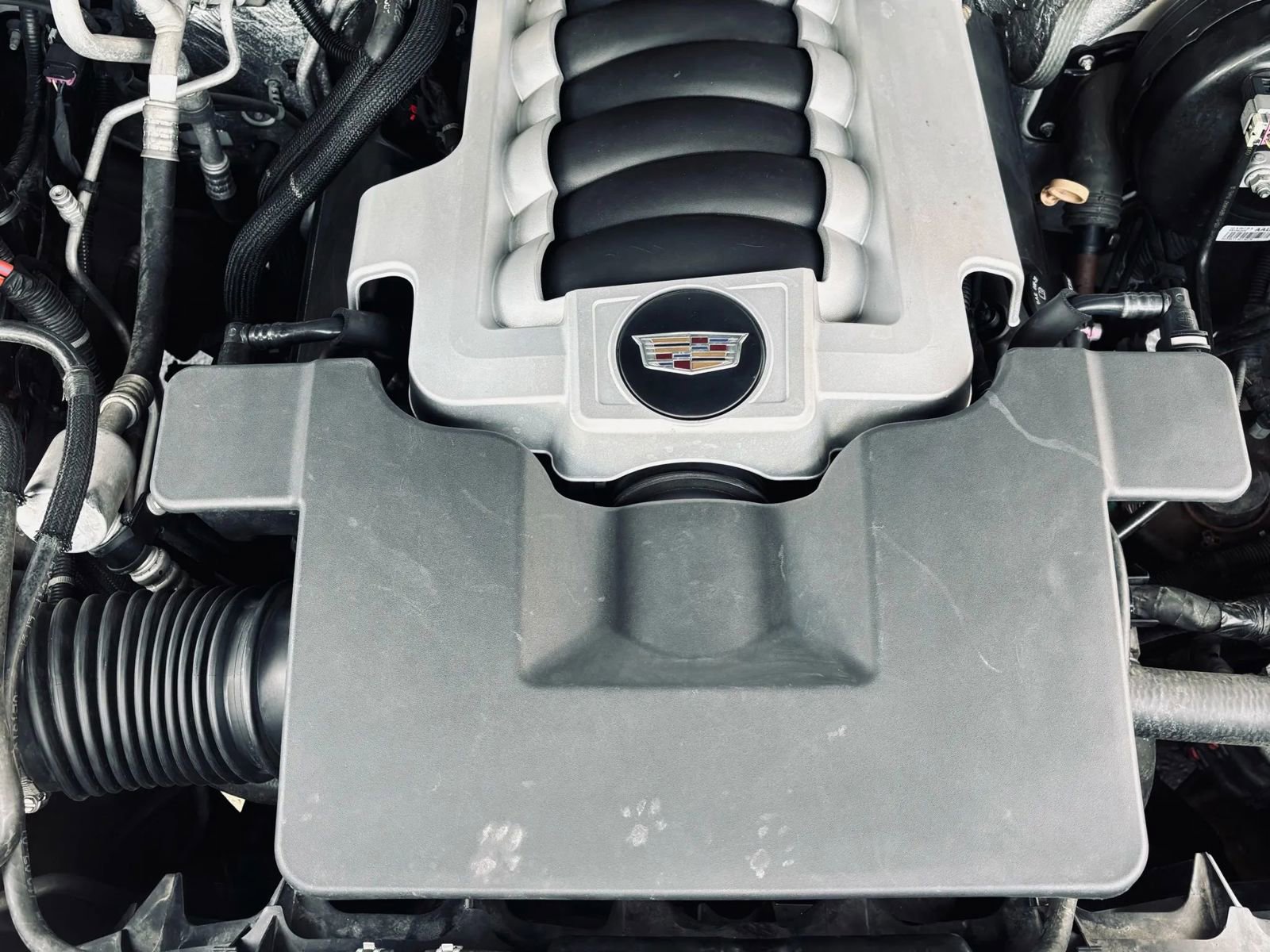 Used 2015 Cadillac Escalade ESV Premium image 3