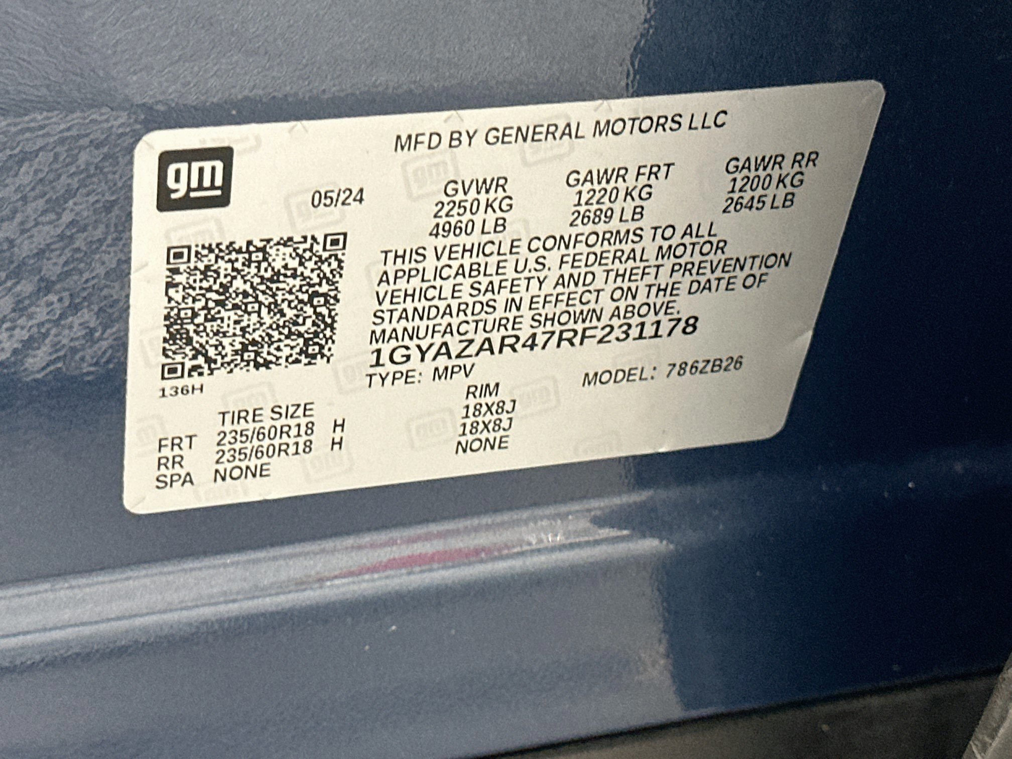Used 2024 Cadillac XT4 Luxury w/ Cold Weather Package FWD image 12