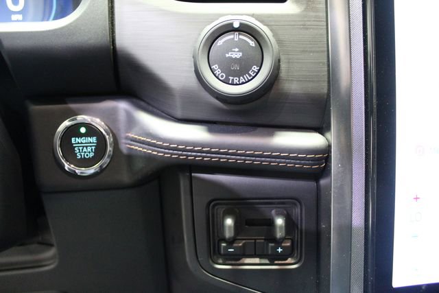 Used 2023 Ford Expedition Platinum RWD image 16