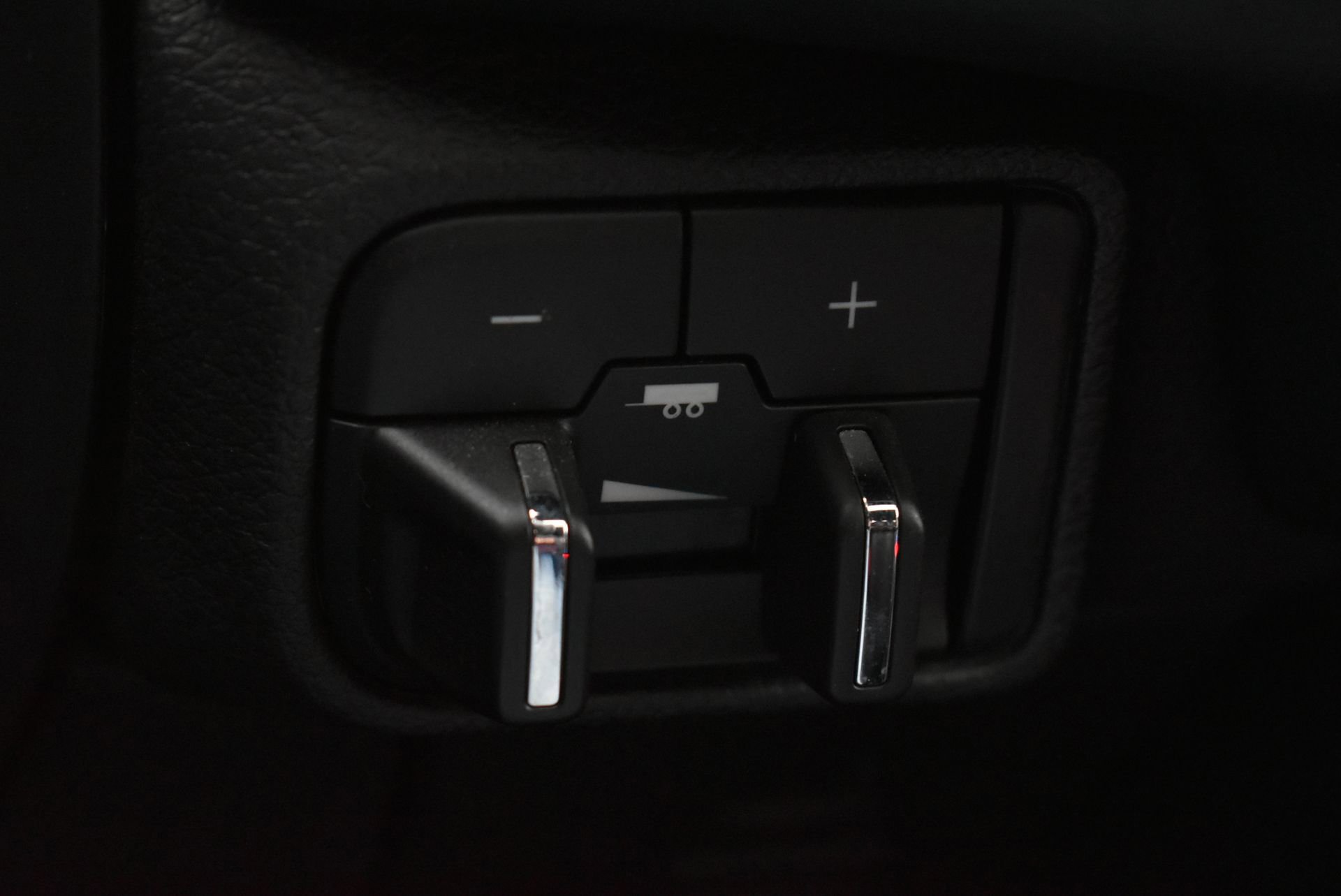 Used 2023 Dodge Durango GT AWD/4WD image 32