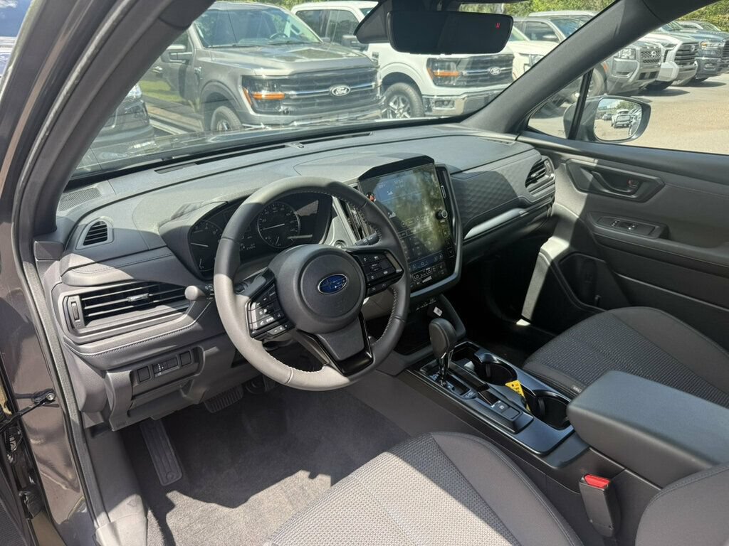 Used 2026 Subaru Forester Premium AWD/4WD image 3
