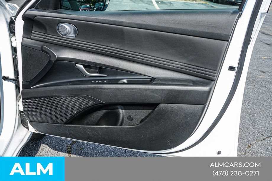 Used 2024 Hyundai Elantra Limited FWD image 50