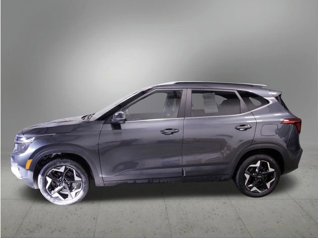 Used 2024 Kia Seltos EX image 2