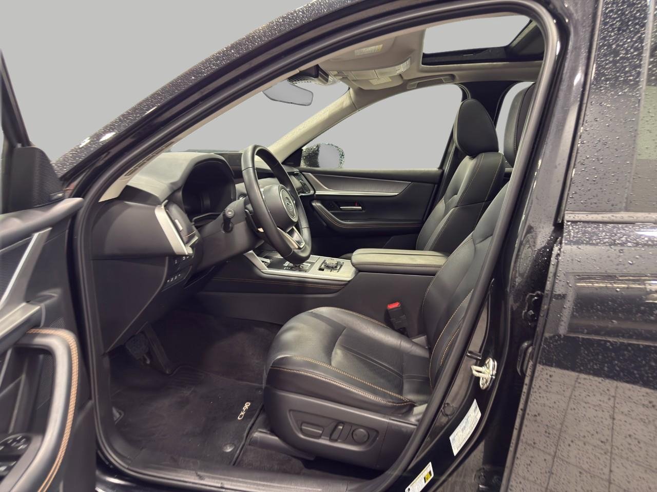 Used 2025 MAZDA CX-90 3.3 Turbo w/ Premium Sport Pkg image 11