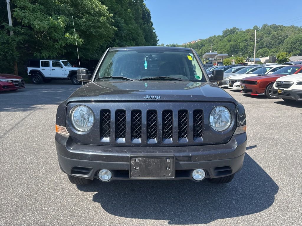 Used 2015 Jeep Patriot High Altitude AWD/4WD image 2