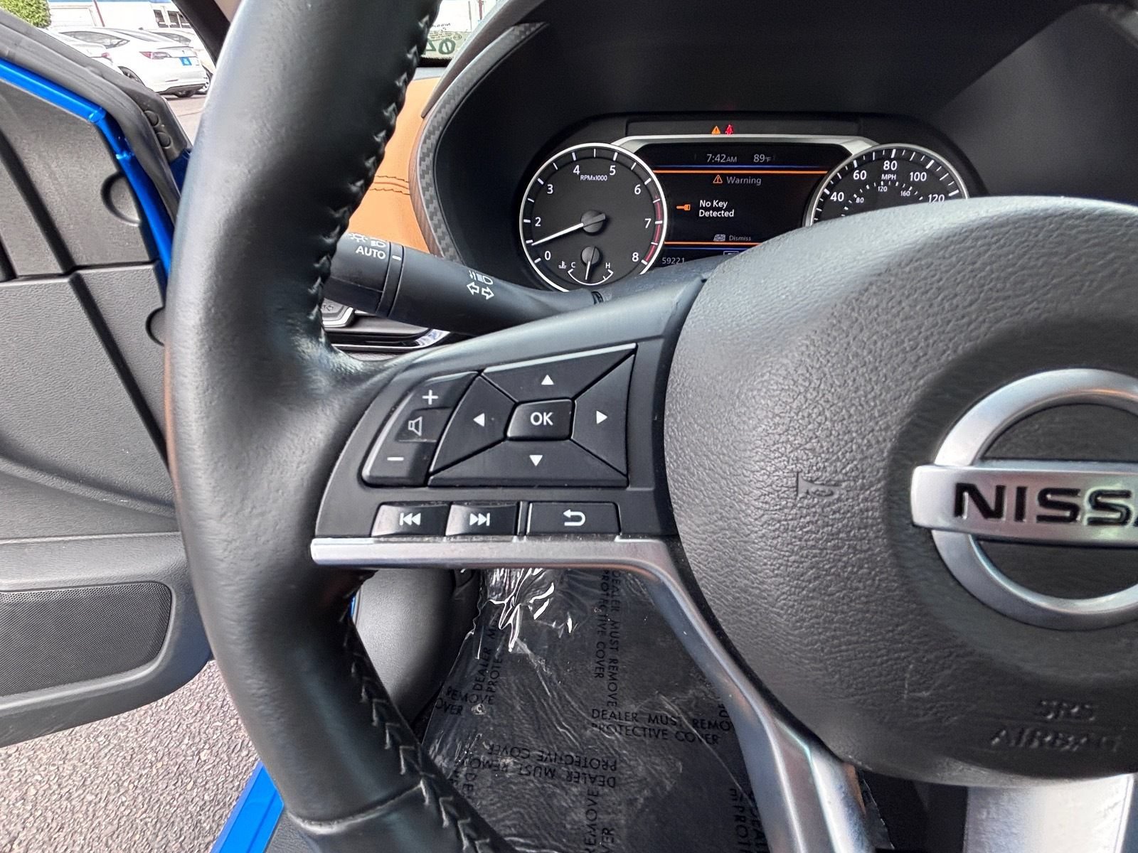Used 2023 Nissan Sentra SV w/ SV Premium Package FWD image 24