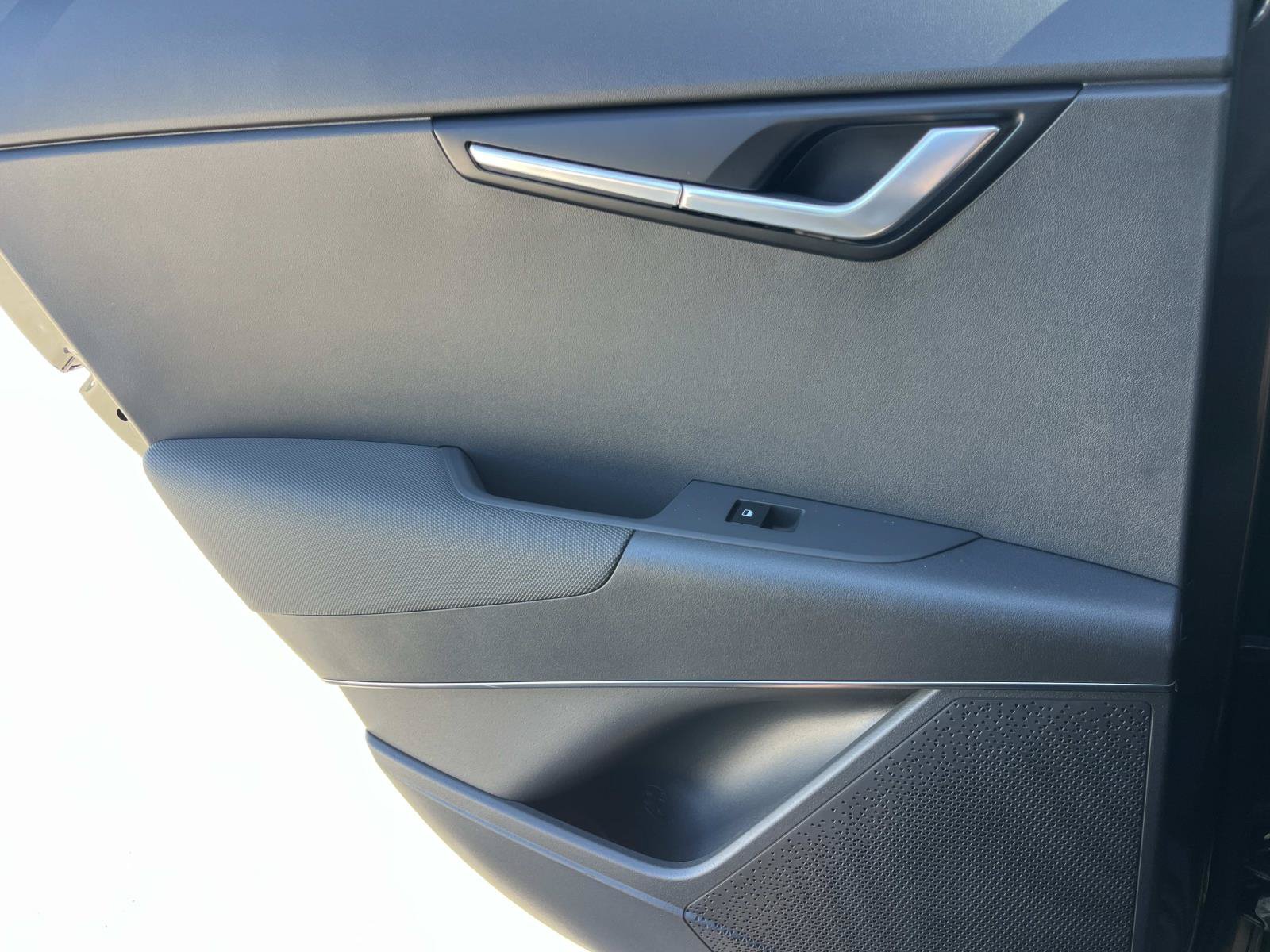 Used 2024 Kia Niro Wind FWD image 20