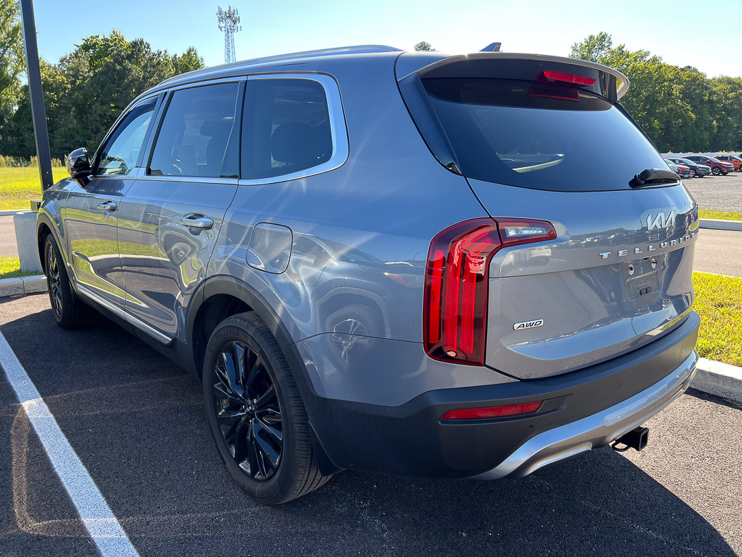 Used 2022 Kia Telluride SX w/ SX Prestige Package AWD/4WD image 2