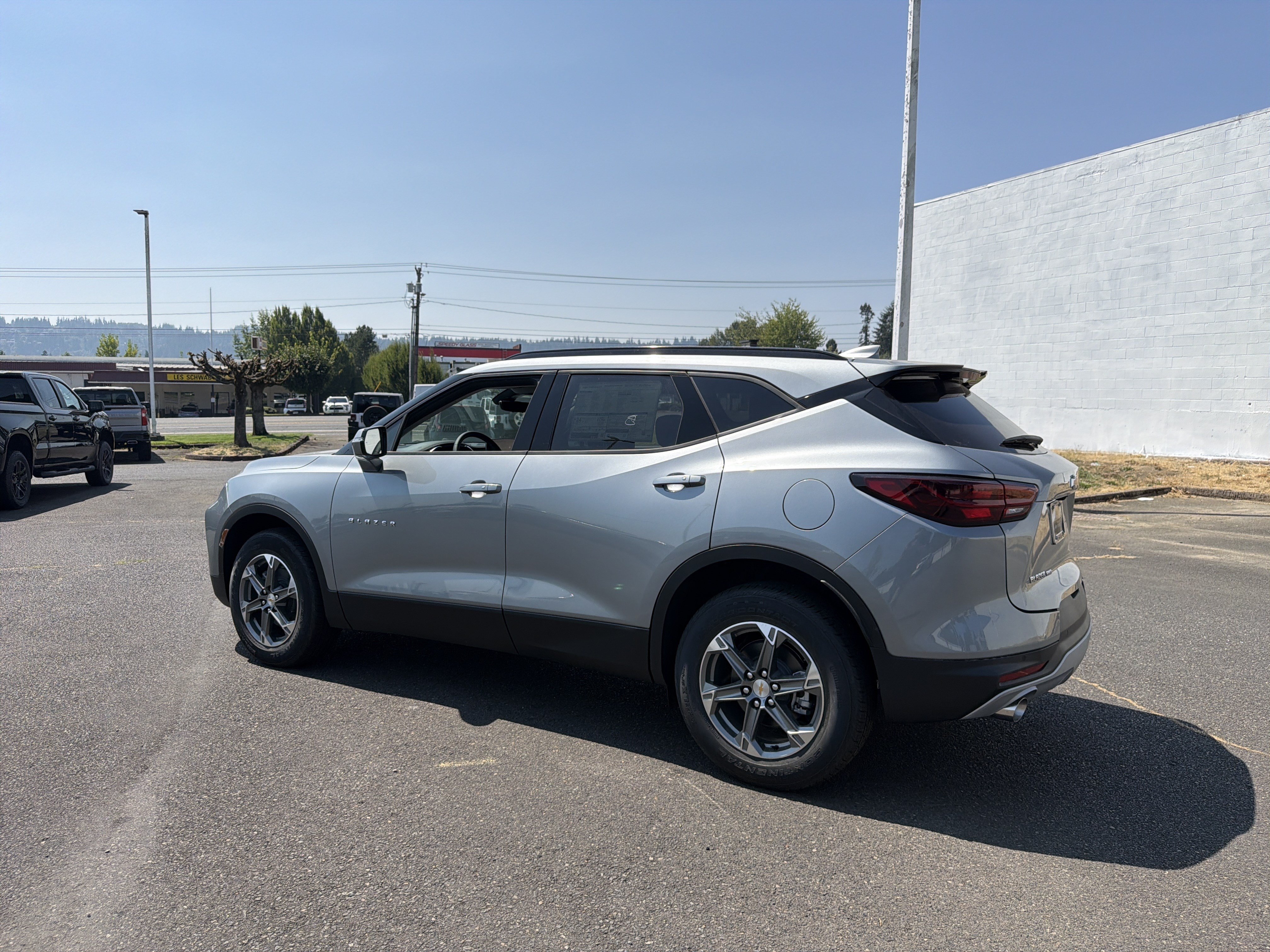 New 2026 Chevrolet Blazer LT w/ Sound & Technology Package AWD/4WD image 3