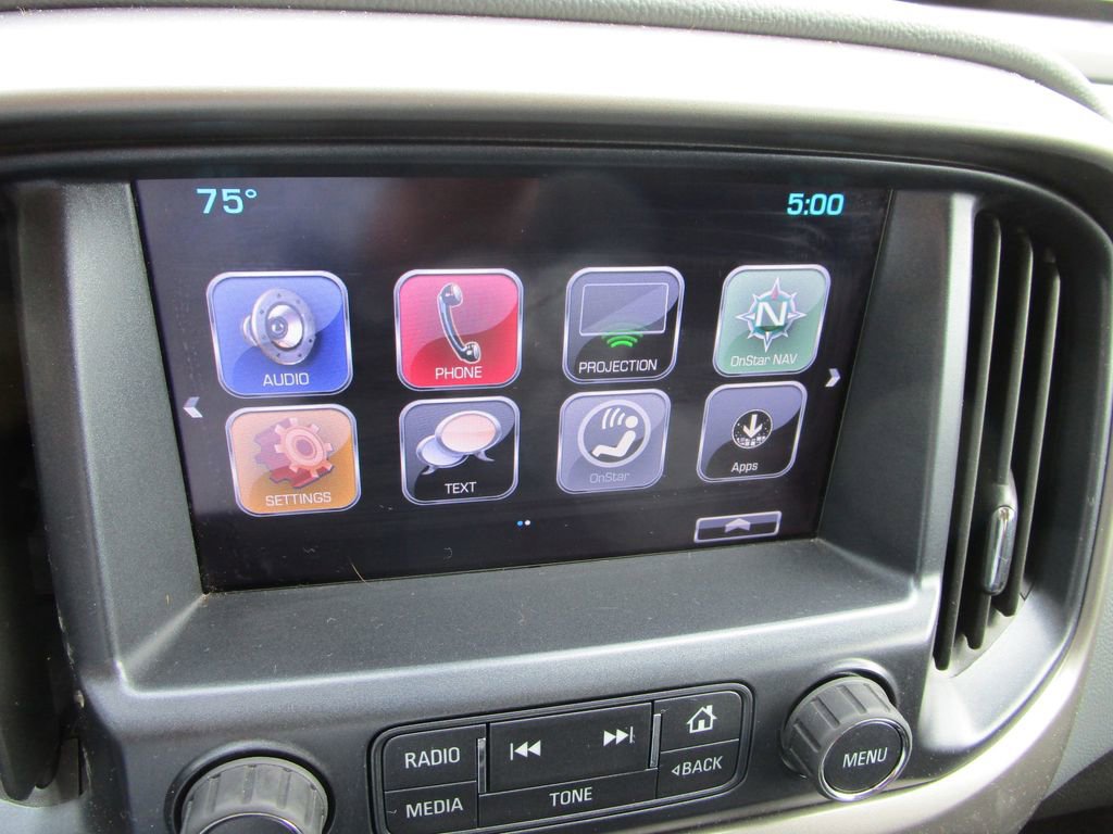 Used 2017 Chevrolet Colorado Z71 image 33