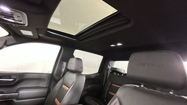 Used 2022 GMC Sierra 1500 AT4 w/ AT4 Premium Package AWD/4WD image 12