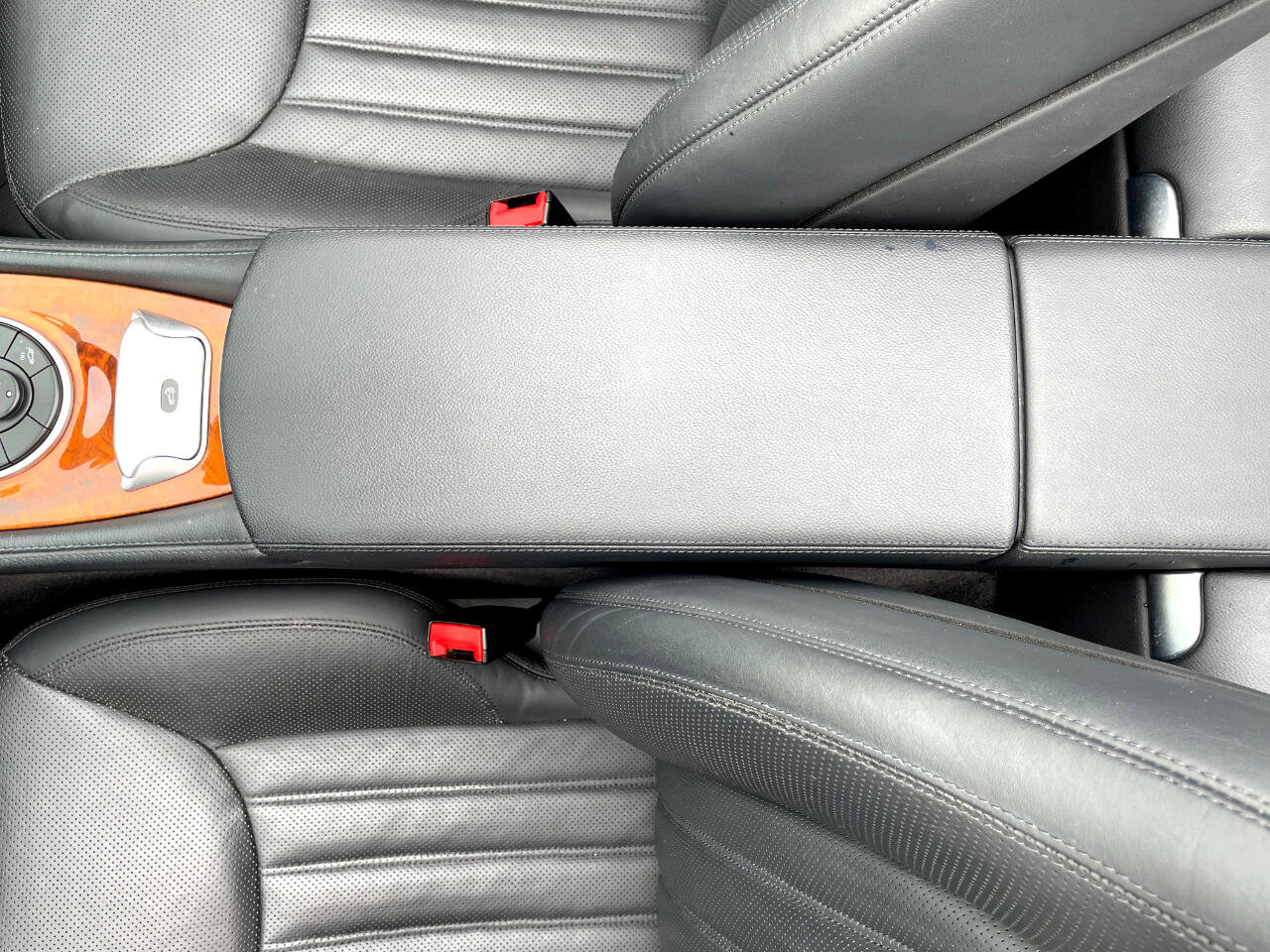 Used 2009 Mercedes-Benz SL 550 image 15