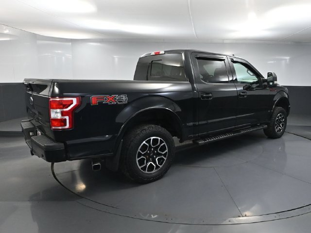 Used 2018 Ford F150 XLT w/ Equipment Group 302A Luxury AWD/4WD image 4