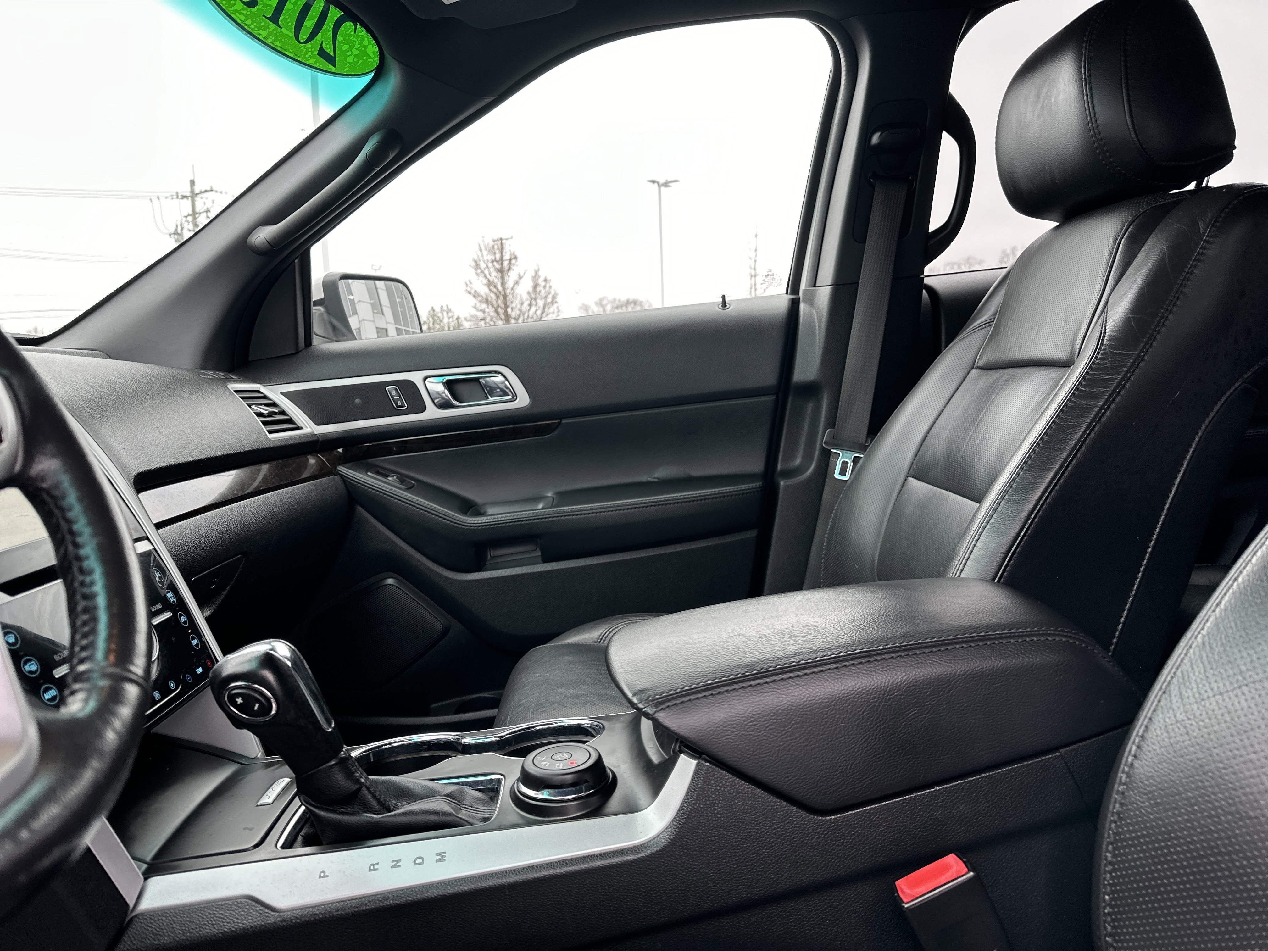 Used 2015 Ford Explorer Limited w/ Equipment Group 302A image 24