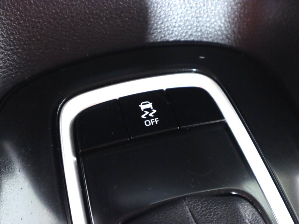 Used 2025 Toyota Corolla LE FWD image 21