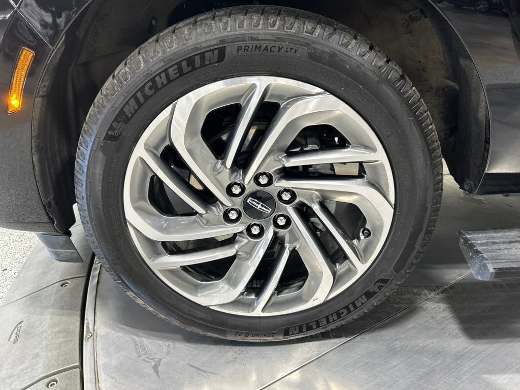 Certified 2026 Lincoln Navigator Reserve AWD/4WD image 37
