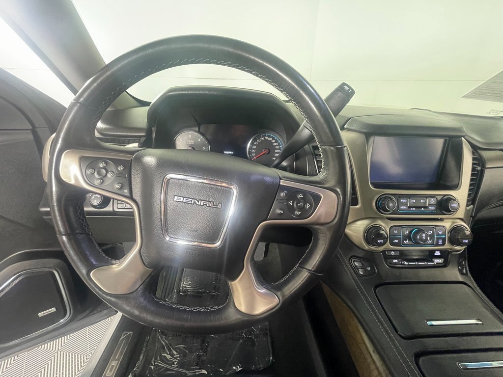 Used 2018 GMC Yukon Denali w/ Denali Ultimate Package image 15