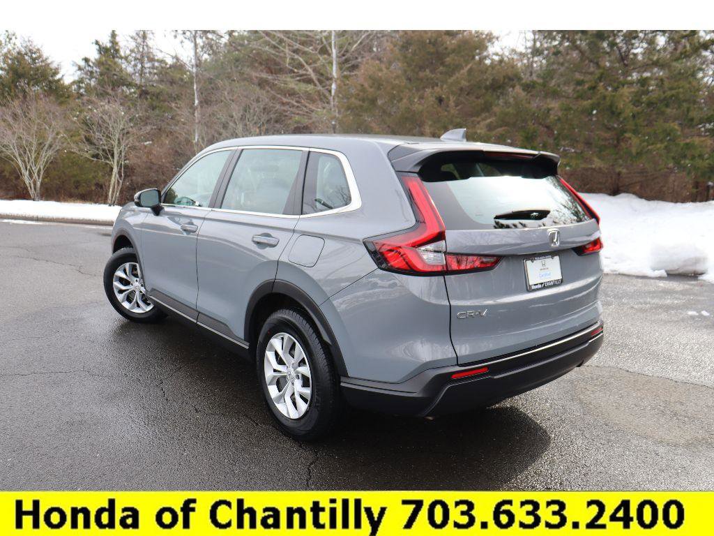 Used 2024 Honda CR-V LX image 5