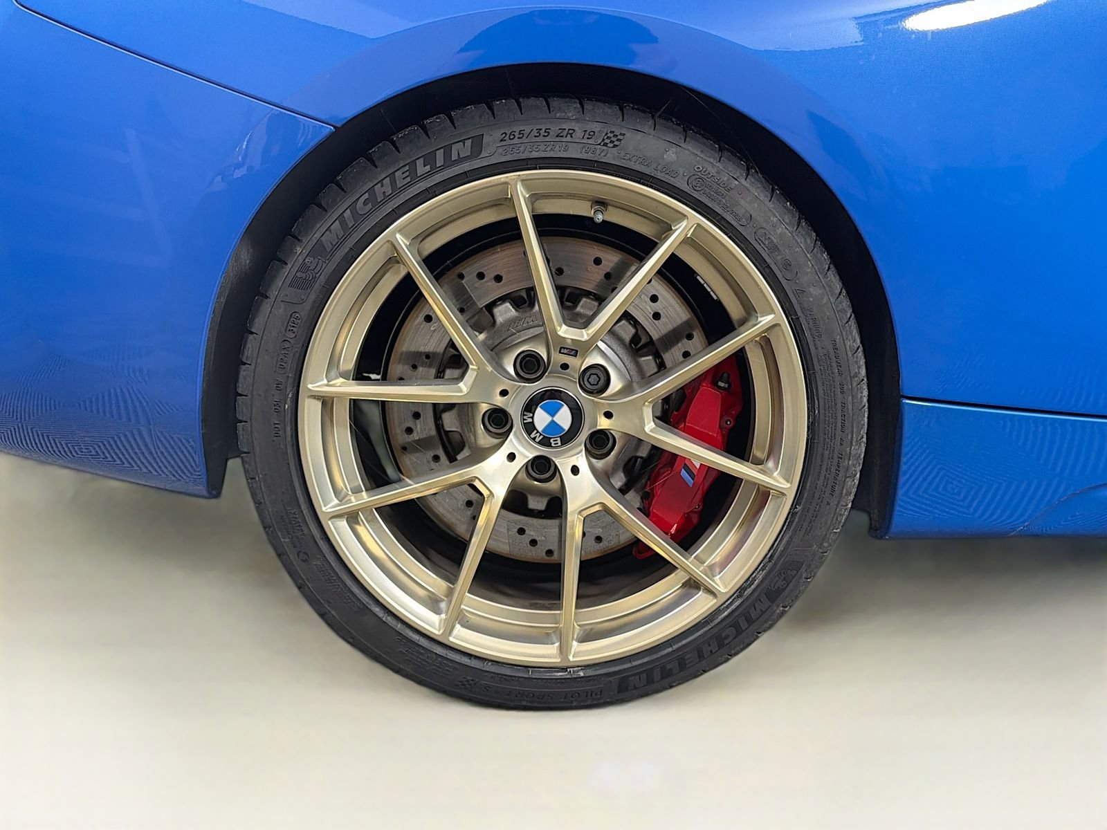 Used 2020 BMW M2 CS RWD image 37