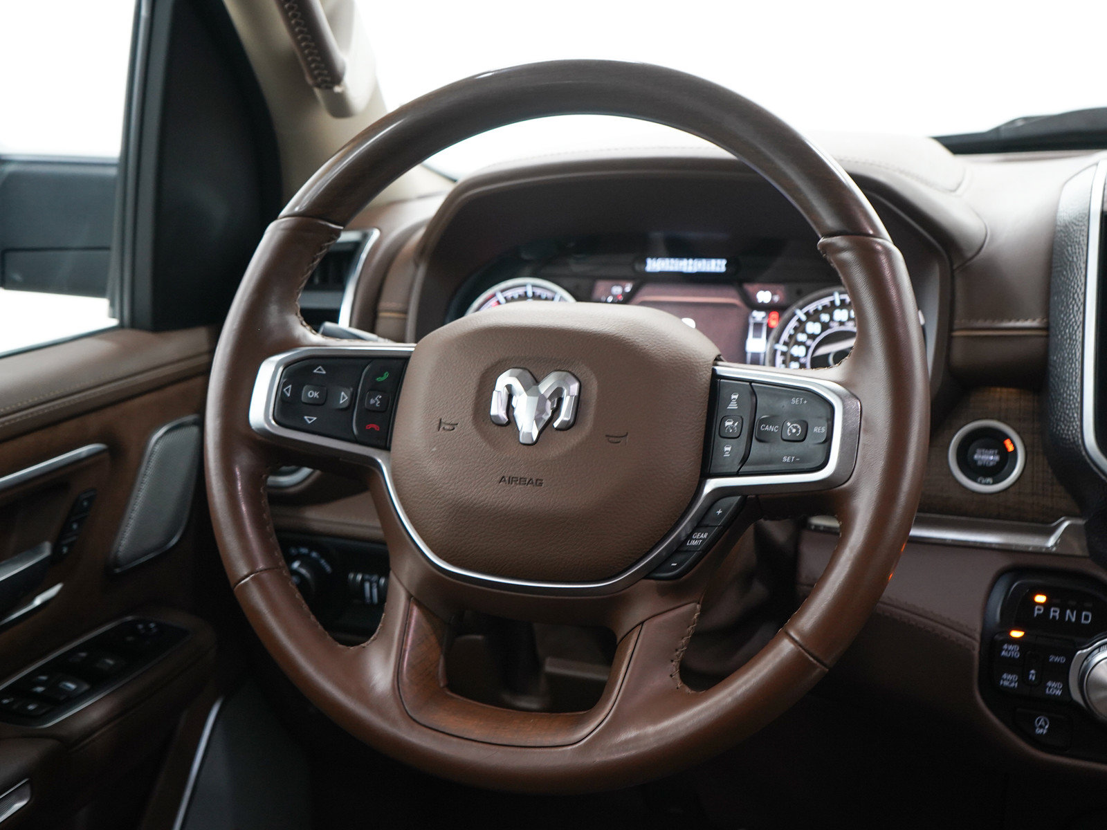 Used 2021 RAM 1500 Limited AWD/4WD image 17