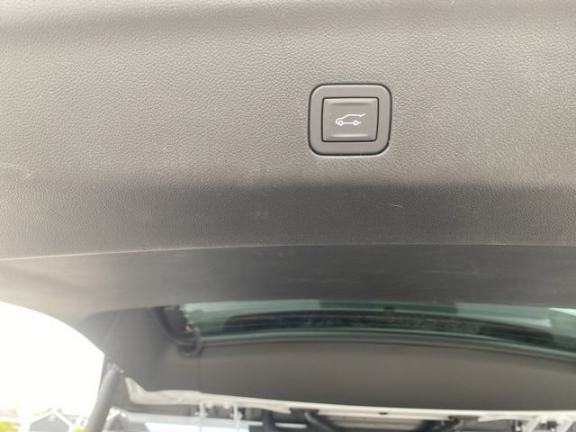 New 2026 Chevrolet Tahoe High Country AWD/4WD image 36