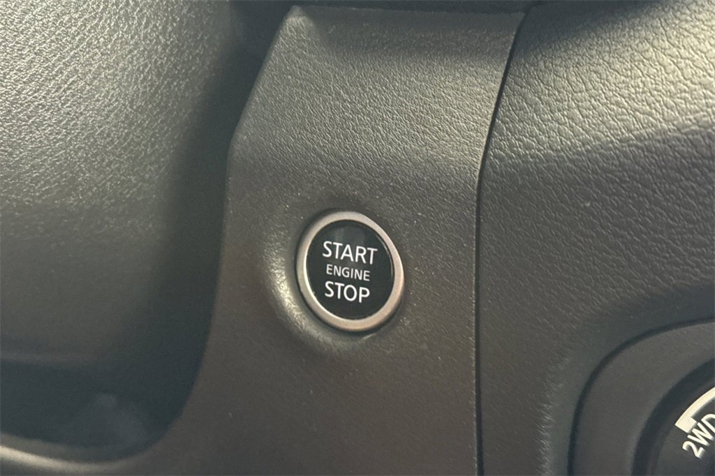 Certified 2023 Nissan Frontier PRO-4X w/ Pro-4X Premium Package image 23