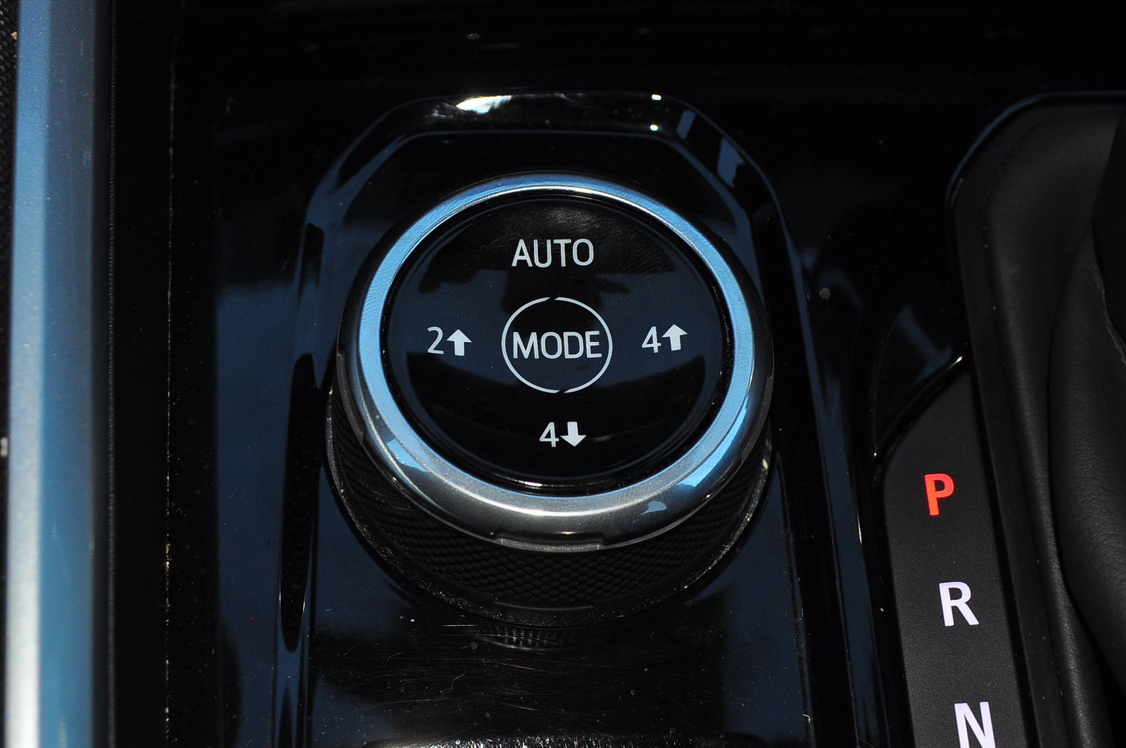 Used 2023 Chevrolet Colorado Z71 w/ Advanced Trailering Package AWD/4WD image 25
