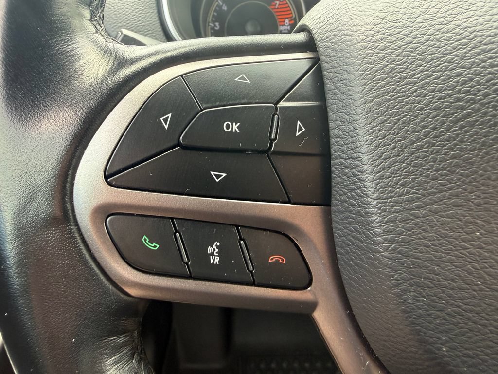 Used 2021 Jeep Cherokee Limited AWD/4WD image 26