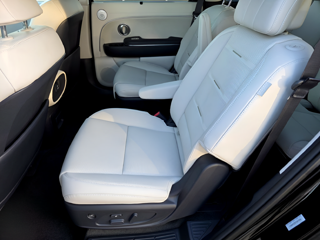 New 2026 Hyundai Palisade Calligraphy AWD/4WD image 9
